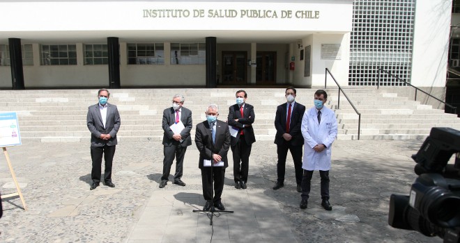 Salud autoriza desarrollo de dos estudios clínicos de vacunas contra el COVID-19 en Chile